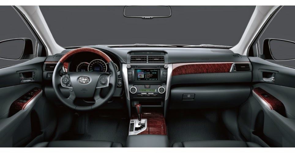 Nội thất Toyota Camry 2014 thiết kế trang nhã, sang trọng