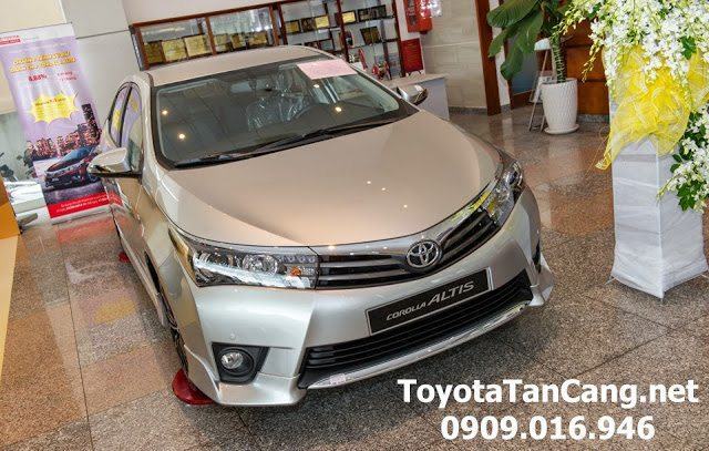 Toyota Corolla Altis 2015 giá bao nhiêu