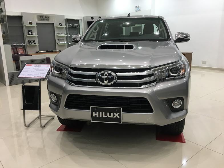 Toyota Hilux 2017 được thay thế bằng khối động cơ 2.8L mạnh mẽ 