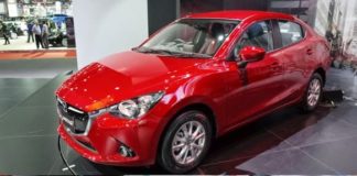 mazda-2-vs-toyota-yaris-2015