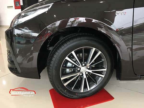Toyota Altis 2.0V CVT Luxury 2018 (Mâm xe)
