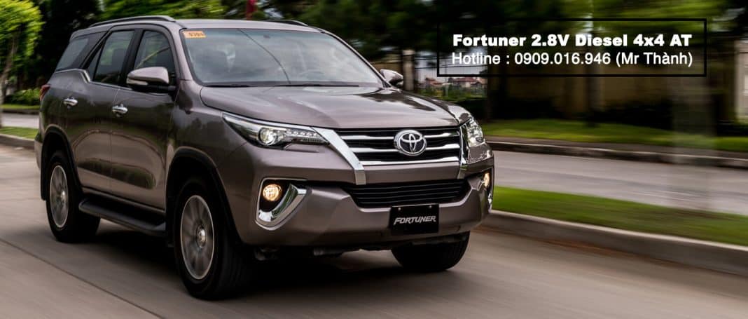 Đánh giá Toyota Fortuner 2.8V 4x4 AT 2018 máy dầu số tự động hai cầu kèm thông số và giá bán