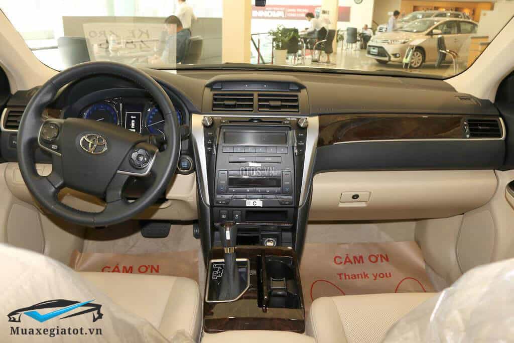 Nội thất xe Toyota Camry 2.5G