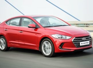 Hyundai Elantra 2018 (Đầu xe)