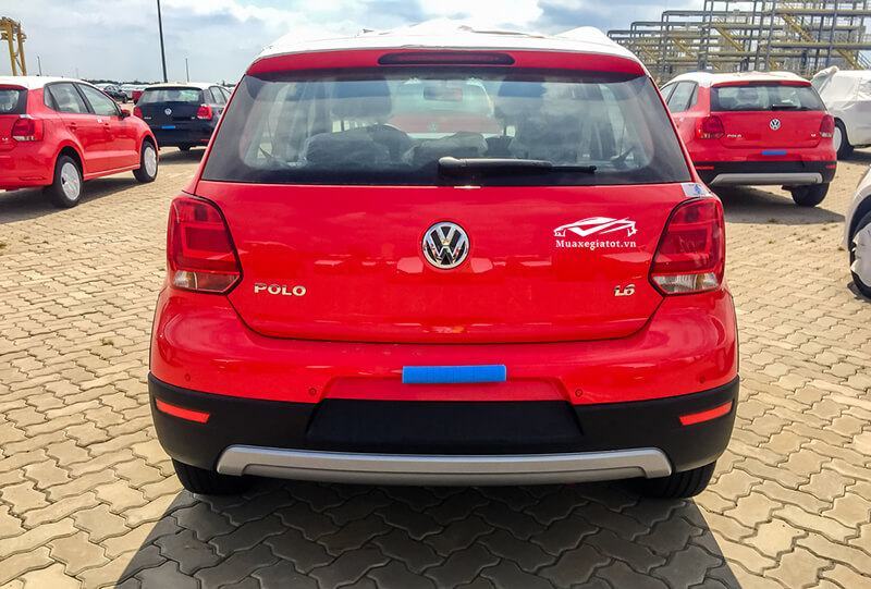 Volkswagen-Cross-Polo-2018-3