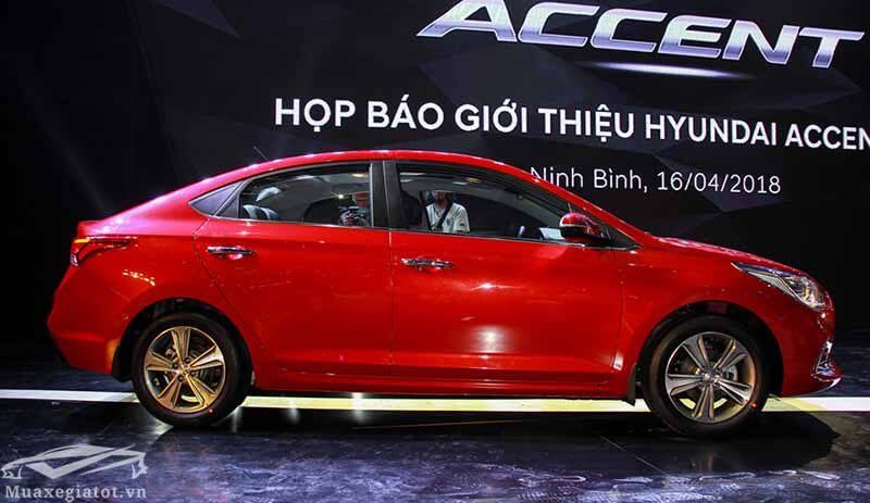 Hông xe Hyundai Accent 1.4AT 2018 đặc biệt