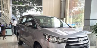 Toyota Innova 2.0E MT số sàn (Đầu xe)