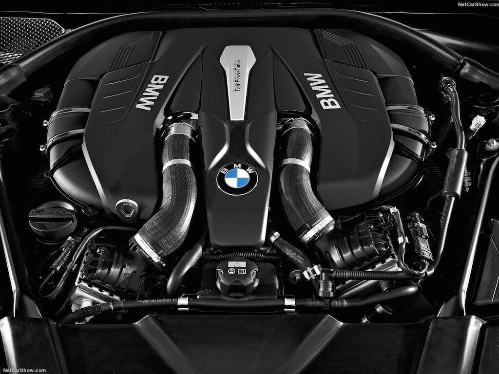 BMW-7-Series_2016_Muaxegiatot_vn_5
