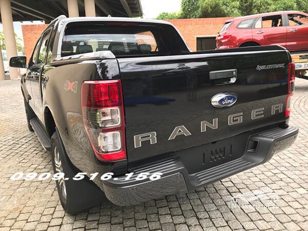 thung-xe-ford-ranger-wildtrak-2-0-bi-turbo-2018-2019-muaxegiatot-vn
