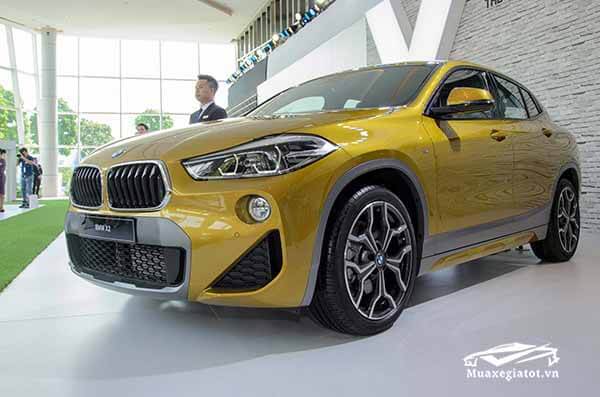BMW X2 M Sport đang được trưng bày tại sự kiện BMW Joyfest Vietnam 2018 với giá bán: 2,193 tỷ đồng