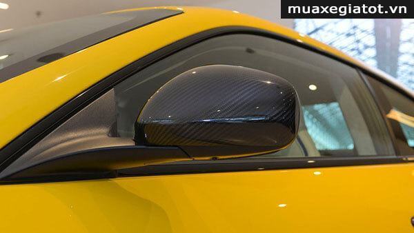 Gương chiếu hậu bọc carbon của xe Maserati GranTurismo Sport