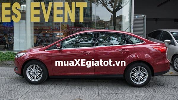 hong-xe-ford-focus-2019-titanium-muaxegiatot-vn-3