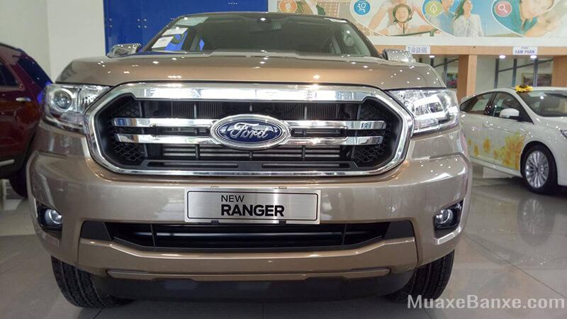Ford Ranger XLT 2.2L 4x4 AT 2023: Giá lăn bánh KM, Thông số xe