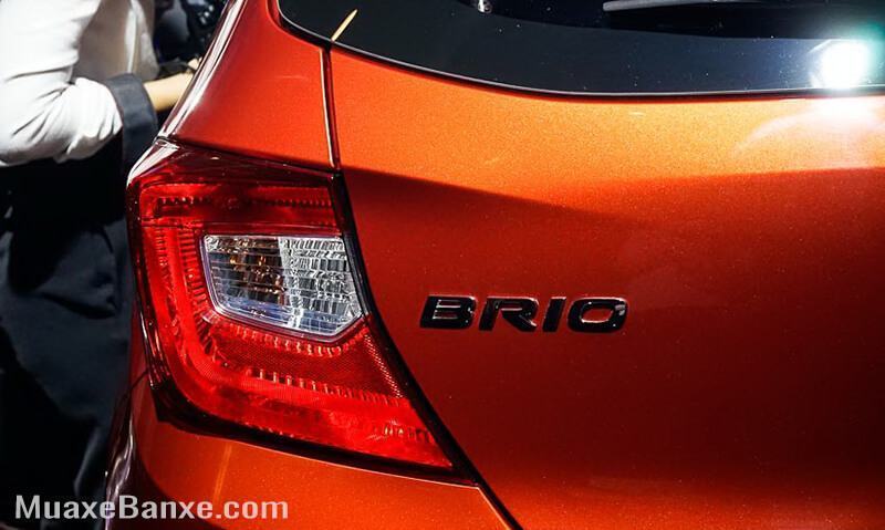 Cụm đèn hậu của Brio có tạo hình chữ “C” lấy cảm hứng từ đàn anh Honda Civic.