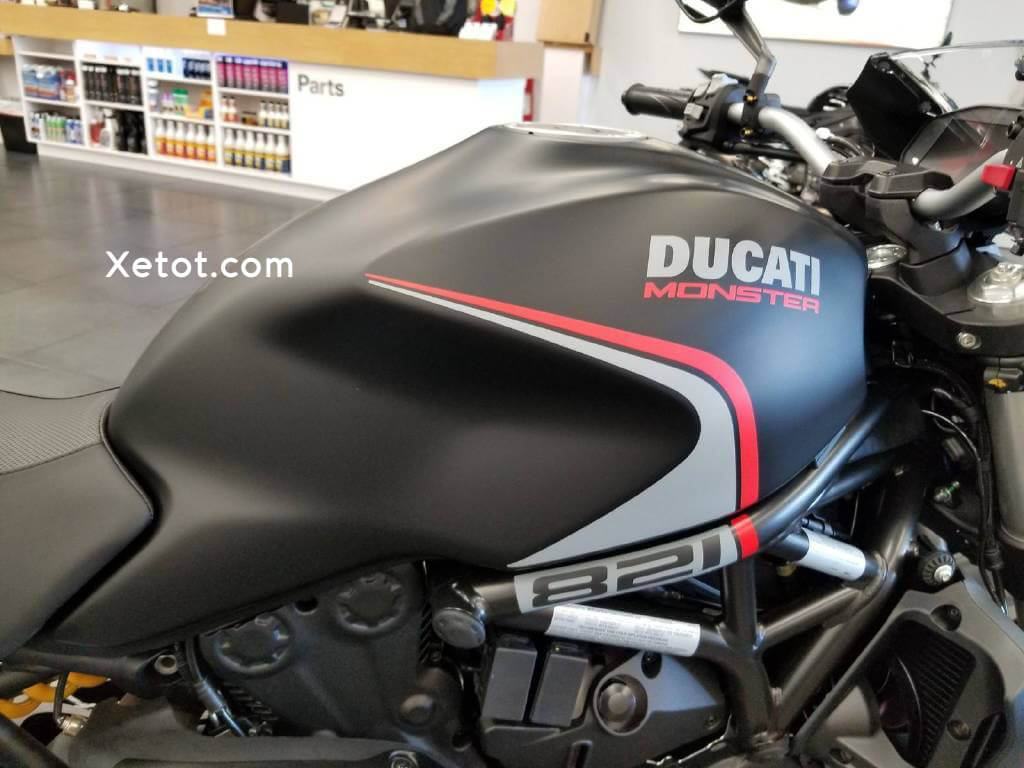 Ducati-Monster-821-Stealth-2019-2020-Xetot-com-14