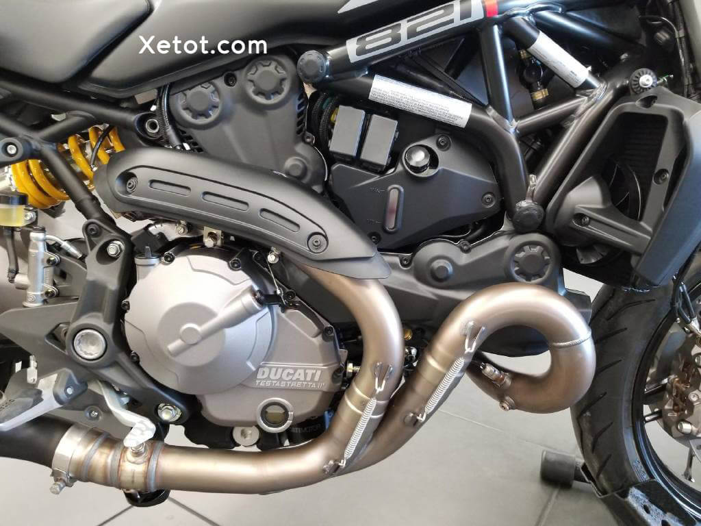 Ducati-Monster-821-Stealth-2019-2020-Xetot-com-17