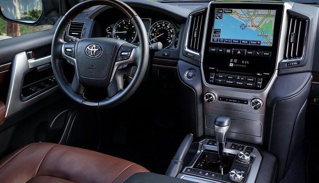 Toyota Land Cruiser thế hệ 2020 phiên bản nâng cấp đắt giá