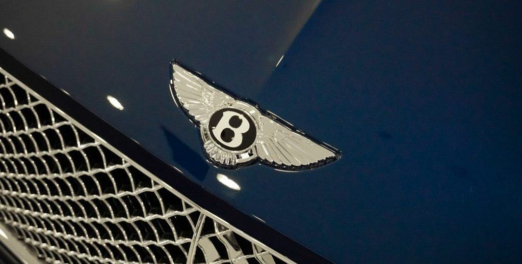 Gia xe Bentley Continental GT 2019 2020 Xetot com 2 e1582727776939 - Lịch sử và những điều đặc biệt làm nên thương hiệu Bentley