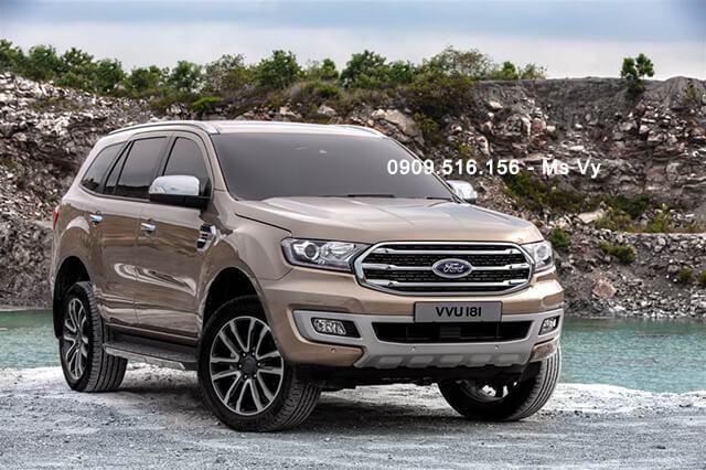 gia-xe-ford-everest-2019-2020-Xetot-com