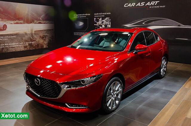Thay vì giảm giá "khủng" kích cầu như trước thì nay dòng xe sedan hạng C Mazda 3 chỉ còn giảm từ 20-30 triệu đồng