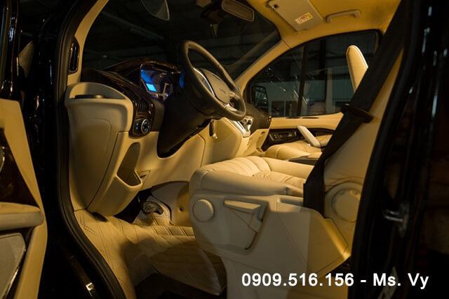 noi-that-xe-ford-tourneo-limousine-2020-muaxegiatot-vn