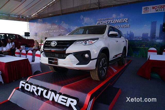 xe-toyota-fortuner-2019-2020-top-10-xe-ban-chay-10-nam-muaxegiatot-vn