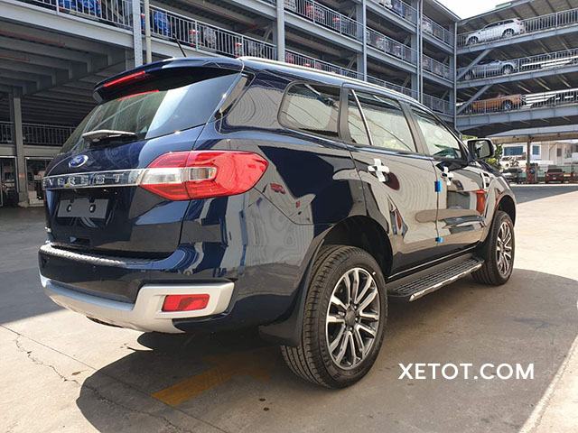 duoi-xe-ford-everest-2020-muaxegiatot-vn