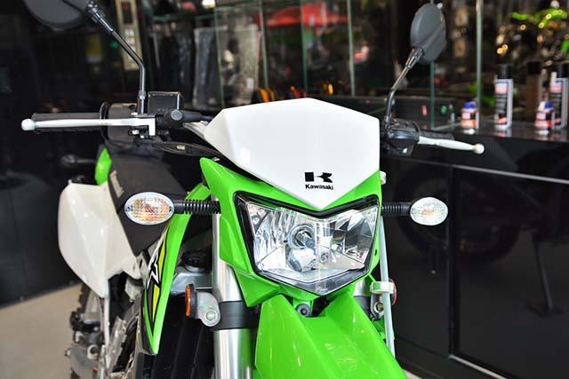 Kawasaki KLX250 Camo
