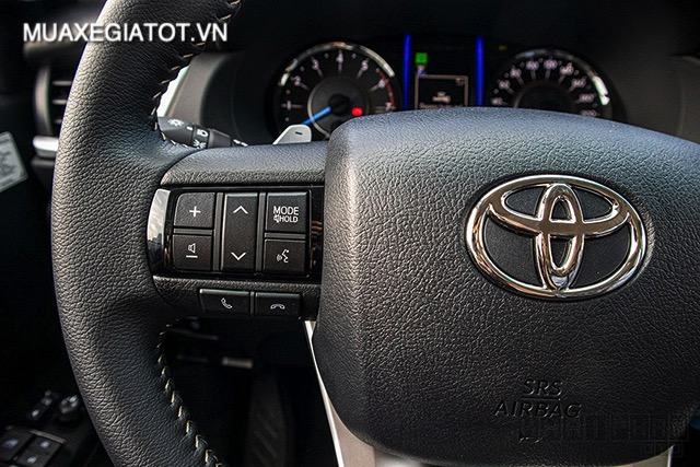 chinh-an-thanh-volang-toyota-fortuner-2020-2021-muaxegiatot-vn