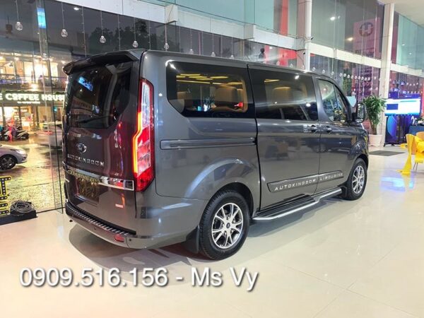 Ford Vip Ford Tourneo Limousine VIP 4 Ghế: Giá bán mới nhất, Thông số xe