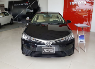 dau-xe-toyota-corolla-altis-1.8e-mt-2019-2020-2021-muaxegiatot-vn