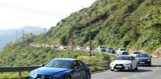 trai-nghiem-xe-lexus-is-2021-muaxegiatot-vn