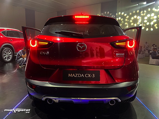 Duoi-xe-Mazda-CX-3-2021-2022-Muaxegiatot-vn