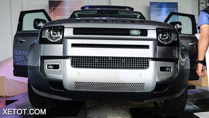 dau-Land-Rover-Defender-2020-2021-xetot-com