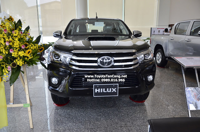 Đánh giá xe Toyota Hilux 2016