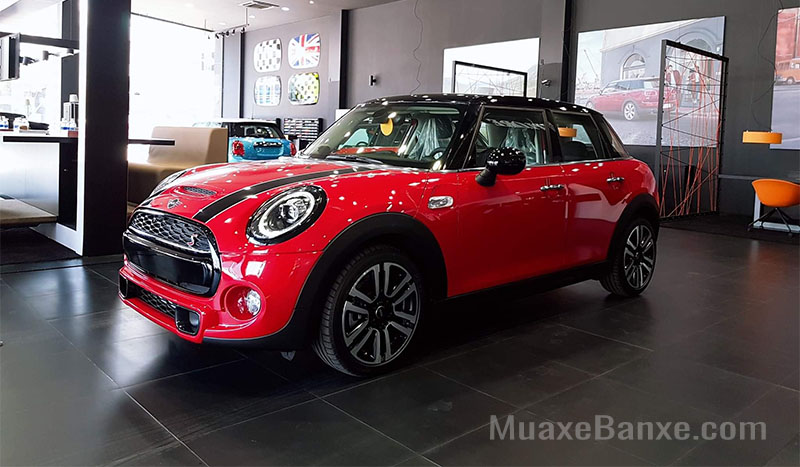 gia-xe-mini-cooper-5-door-5-cua-Xetot-com-4