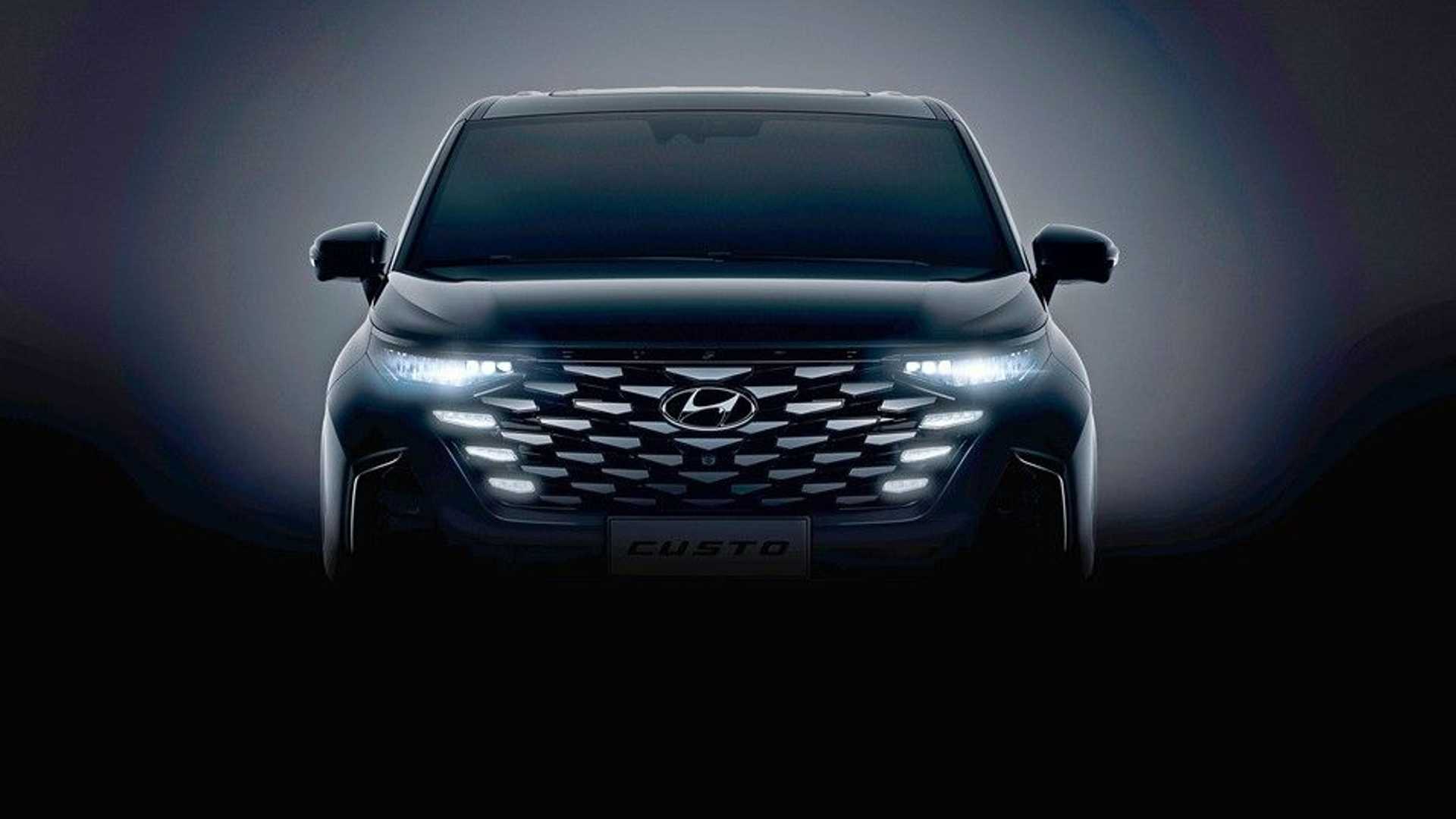 đèn xe Hyundai Custo 2023