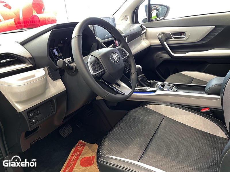 Hàng ghế lái xe Toyota Veloz Cross 2022