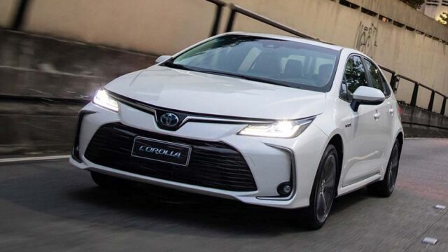 Toyota Corolla Altis 1.8G 2022 thế hệ mới