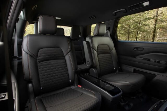 Nissan Pathfinder 2023 có ghế thương gia.