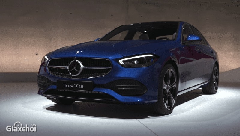 Đánh giá xe Mercedes C200 Avantgarde Plus 2022