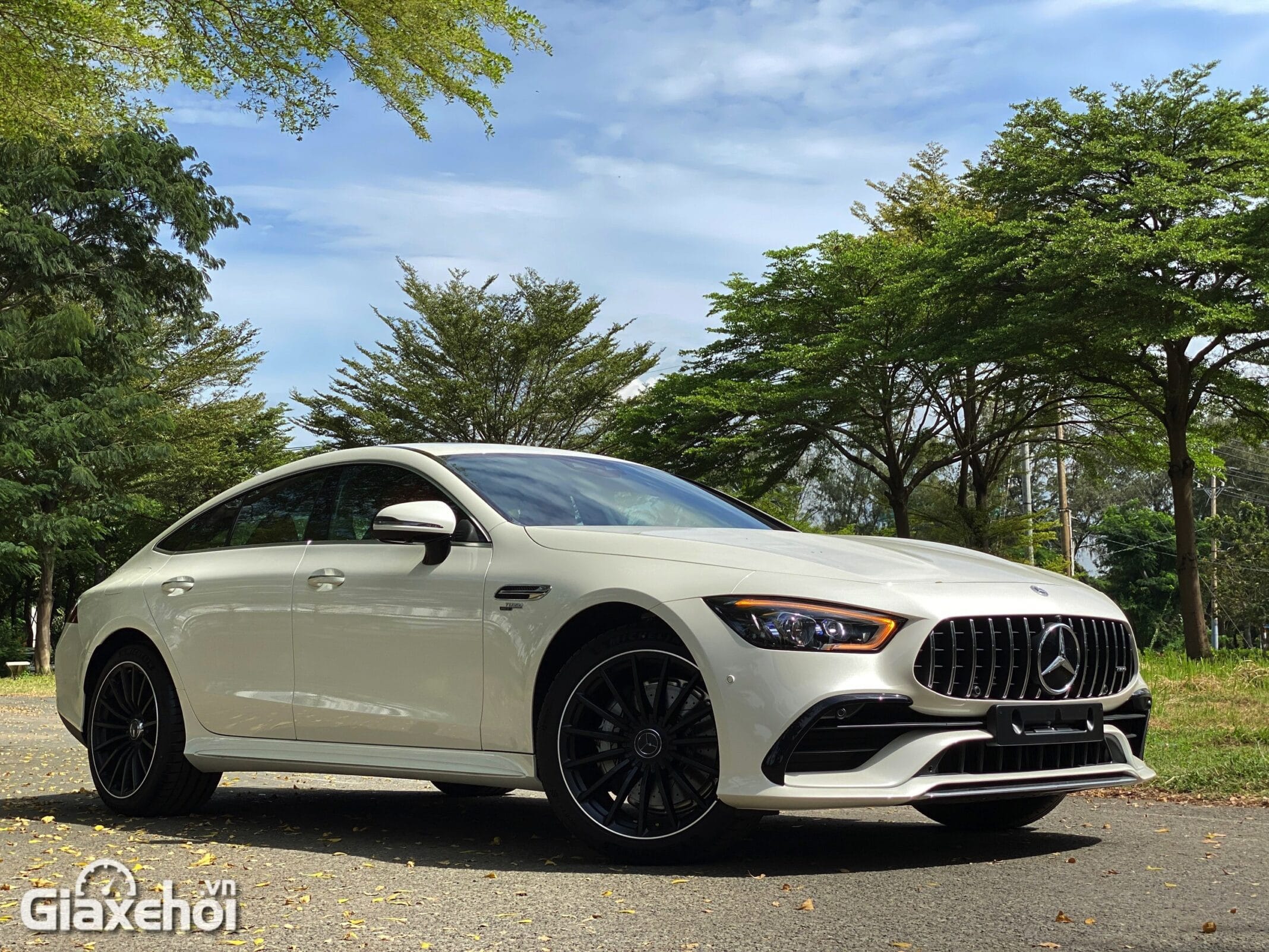 mercedes amg gt 53 4matic 4door coupe 2022 giaxehoi vn 2 scaled
