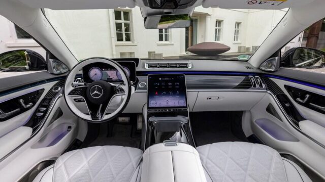 Mercedes-Maybach S680 2022 sở hữu nội thất cao cấp.