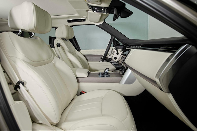 Range Rover 2023 có ghế đa chức năng.