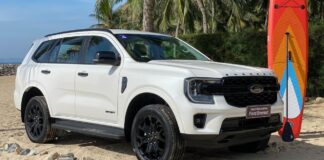 Vì sao Ford Everest 2023 bắt buộc phải có dung dịch AdBlue?