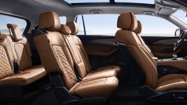 Audi Q6 2023 có 2 tùy chọn cấu hình ghế ngồi.