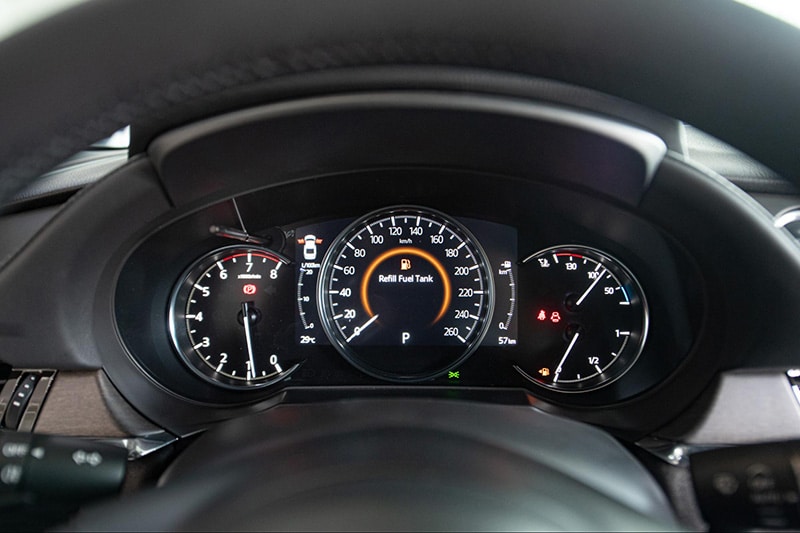 Mazda 6 có cụm đồng hồ mới kỹ thuật số.