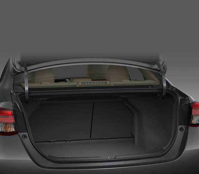 Toyota Vios 2022 có dung tích khoang hành lý khá rộng rãi thích hợp cho khách hàng chạy dịch vụ