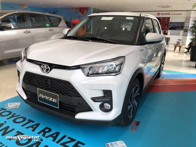 2. Giá xe Toyota Raize