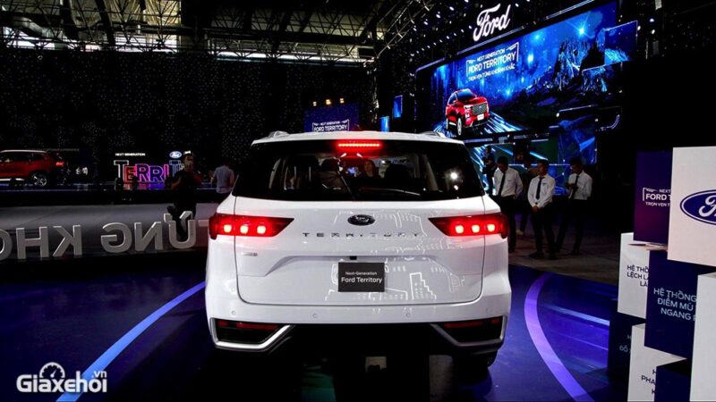 duoi-xe-ford-territory-trend-2023-giaxehoi-vn-4